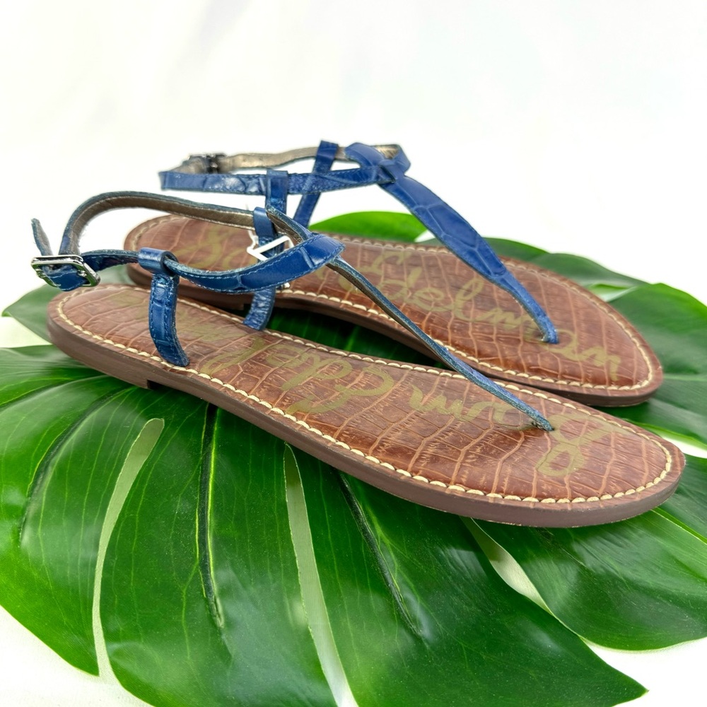 Sam Edelman Gigi Leather Gator Texture Blue Thong Sandals with small heel size 6